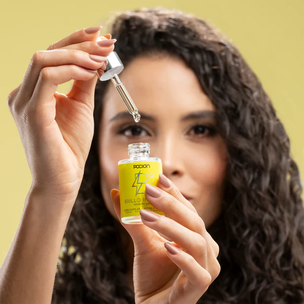 B8 Óleo Capilar Multifuncional La Poción